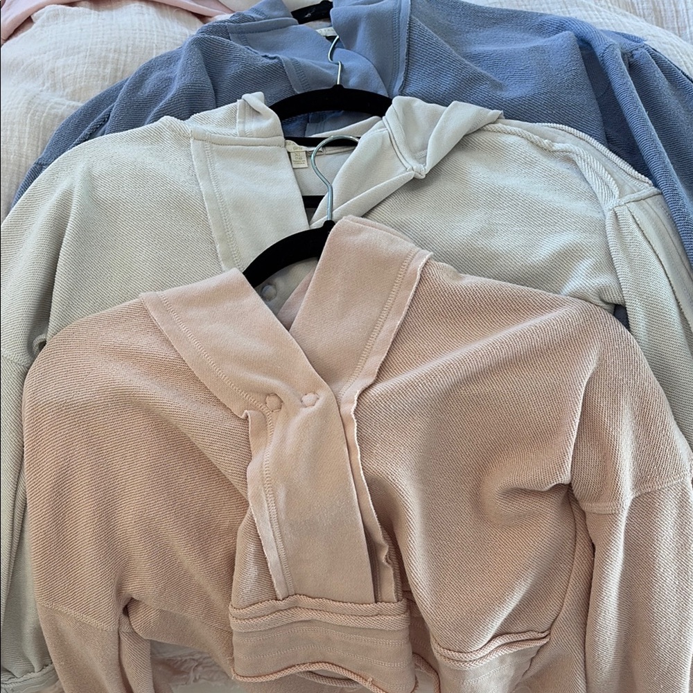 Women's Cozy Knit Sweater - Cream, Blue, Pink